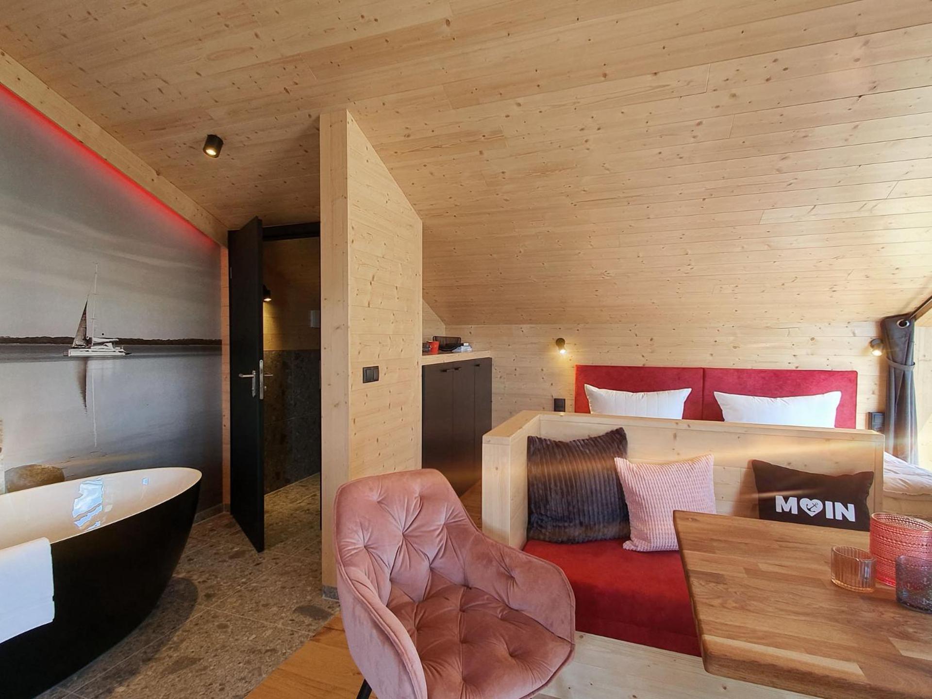 Werder Chalet -- Wolke 7 -- Ostsee-Strand 150M I Sauna I Ekamin I Tiny House Fuer 2 Personen I By "Meyers Am Meer" Boiensdorf ภายนอก รูปภาพ